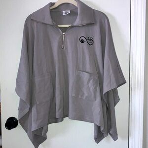Aegean Animal Embroidery Paw Light Gray Poncho Quarter Zip Pullover Top S/M